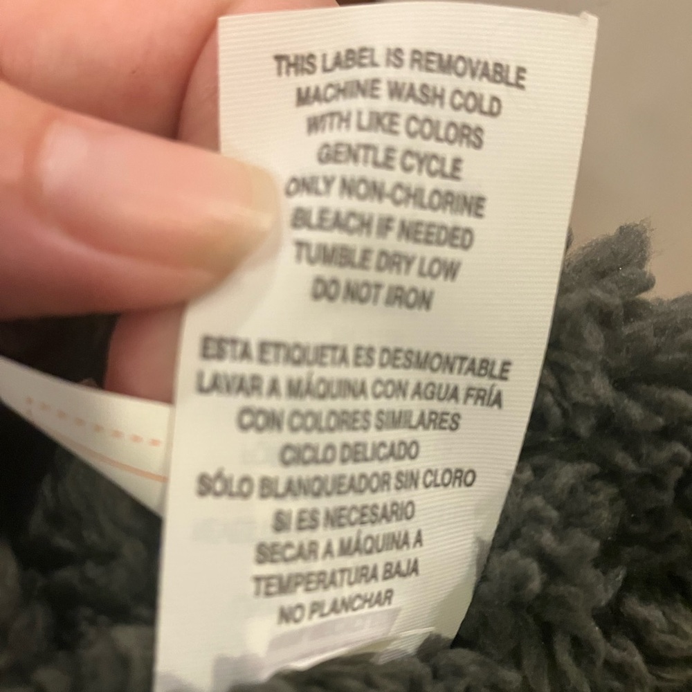 Kids Cat & Jack winter fleece pullover cap OSFM and gloves/mittens - Picture 4 of 8